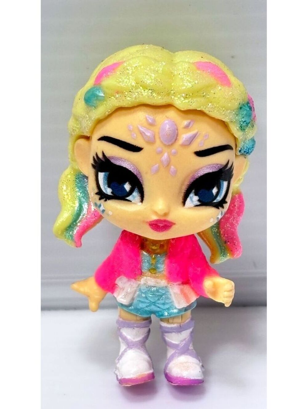 Hatchimals Pixies Riders Wilder Wing Chic Claire Mini Doll Figure Blonde Glitter